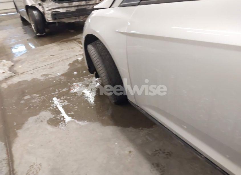 Photo 14 of 2012 Ford Focus SE (VIN 1FAHP3K24CL351422)