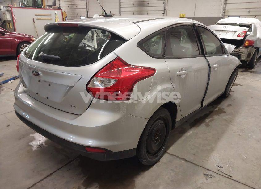 Photo 4 of 2012 Ford Focus SE (VIN 1FAHP3K24CL351422)