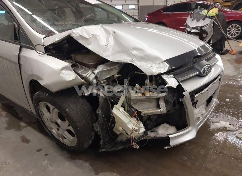 Photo 6 of 2012 Ford Focus SE (VIN 1FAHP3K24CL351422)