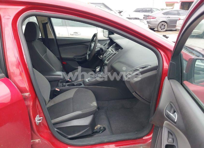 Photo 5 of 2012 Ford Focus SE (VIN 1FAHP3K24CL386011)