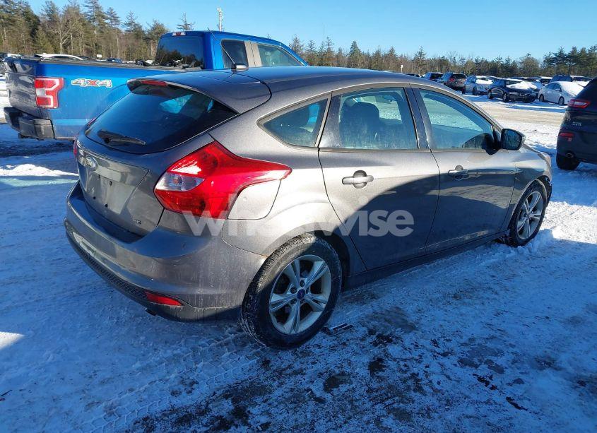 Photo 4 of 2012 Ford Focus SE (VIN 1FAHP3K24CL398918)