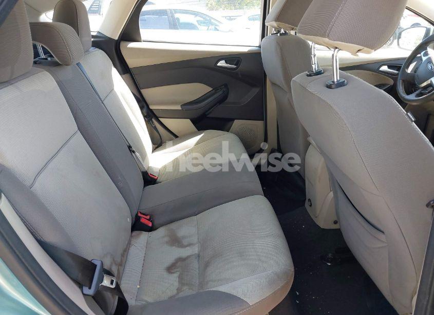 Photo 8 of 2012 Ford Focus SE (VIN 1FAHP3K24CL423428)