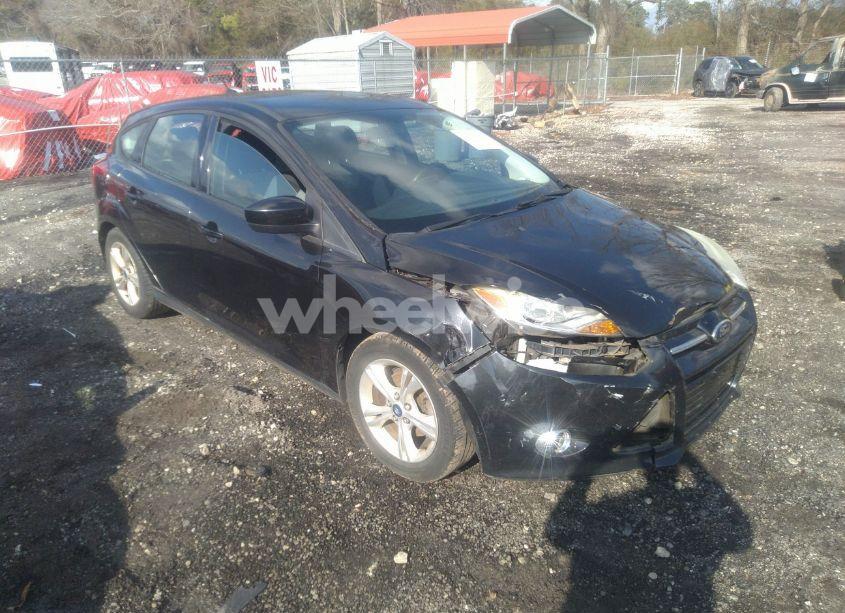 2012 Ford Focus SE (VIN 1FAHP3K24CL443548) main photo
