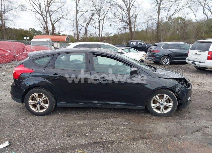 Photo 13 of 2012 Ford Focus SE (VIN 1FAHP3K24CL443548)