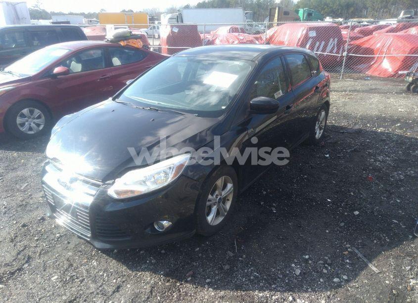 Photo 2 of 2012 Ford Focus SE (VIN 1FAHP3K24CL443548)