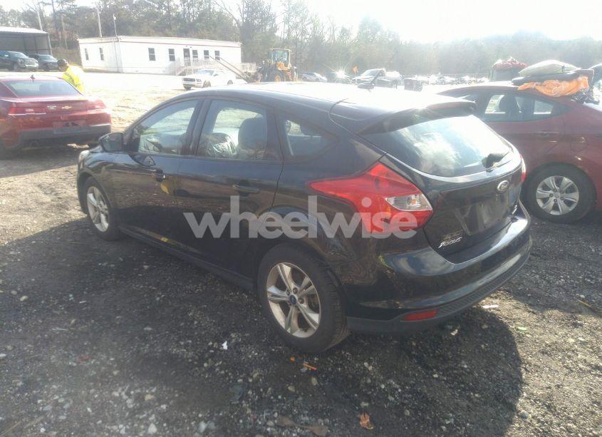 Photo 3 of 2012 Ford Focus SE (VIN 1FAHP3K24CL443548)