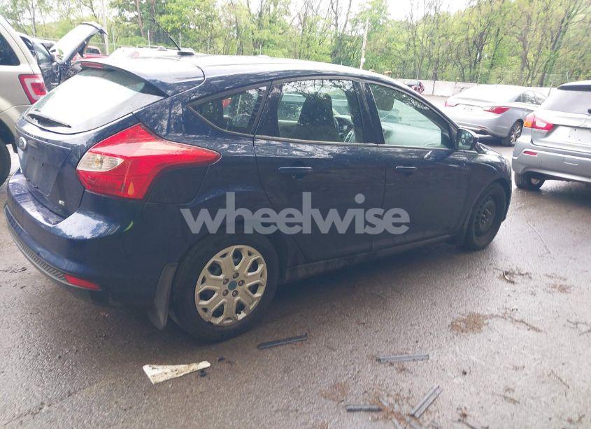 Photo 4 of 2012 Ford Focus SE (VIN 1FAHP3K25CL109013)