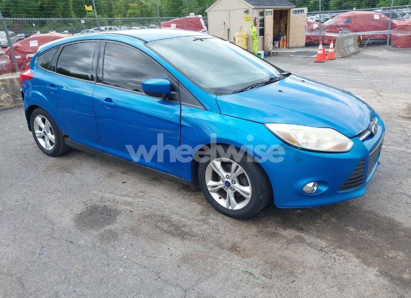 2012 Ford Focus SE (VIN 1FAHP3K25CL163007) main photo