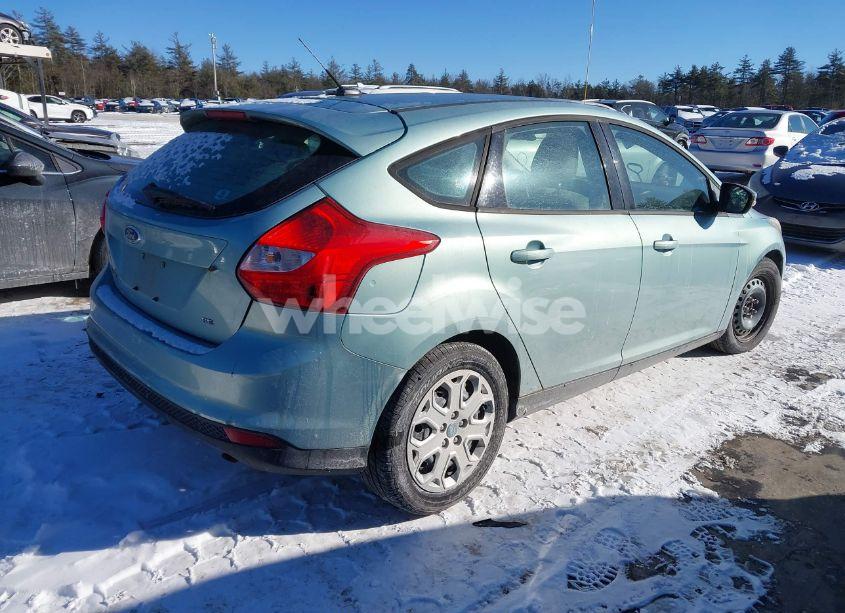 Photo 4 of 2012 Ford Focus SE (VIN 1FAHP3K25CL182270)
