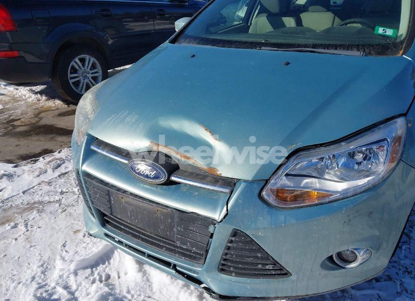 Photo 6 of 2012 Ford Focus SE (VIN 1FAHP3K25CL182270)