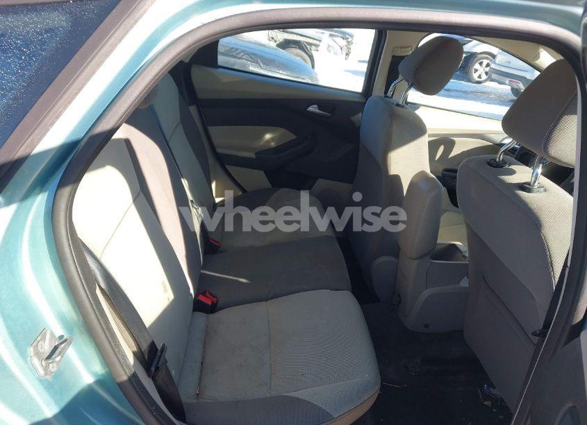 Photo 8 of 2012 Ford Focus SE (VIN 1FAHP3K25CL182270)