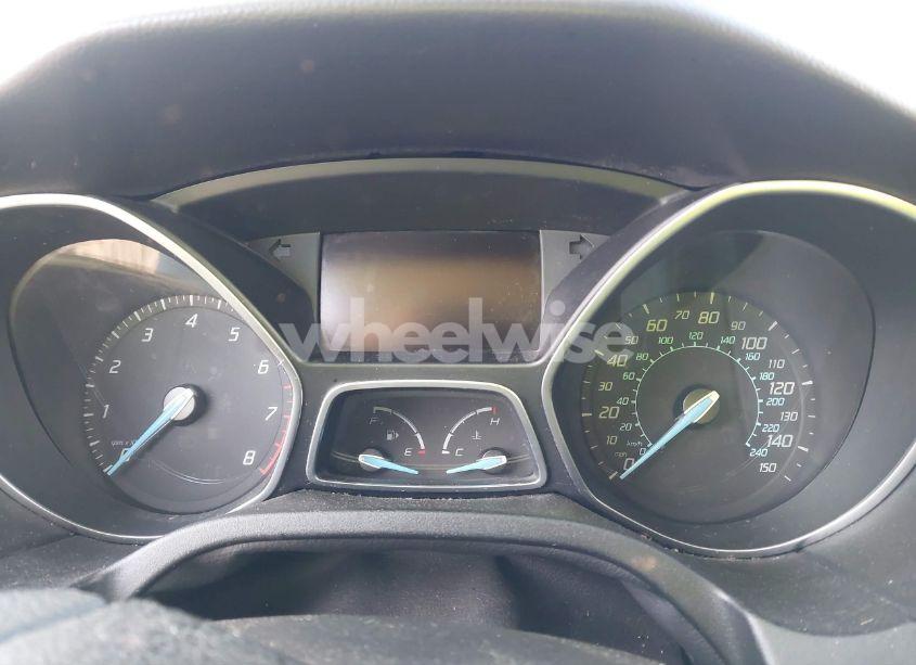 Photo 7 of 2012 Ford Focus SE (VIN 1FAHP3K25CL222184)