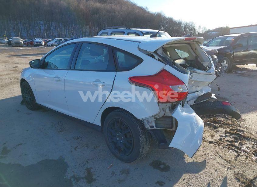 Photo 3 of 2012 Ford Focus SE (VIN 1FAHP3K25CL241107)