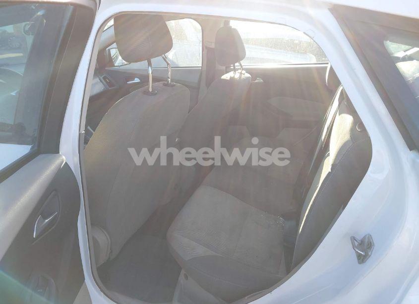 Photo 8 of 2012 Ford Focus SE (VIN 1FAHP3K25CL241107)