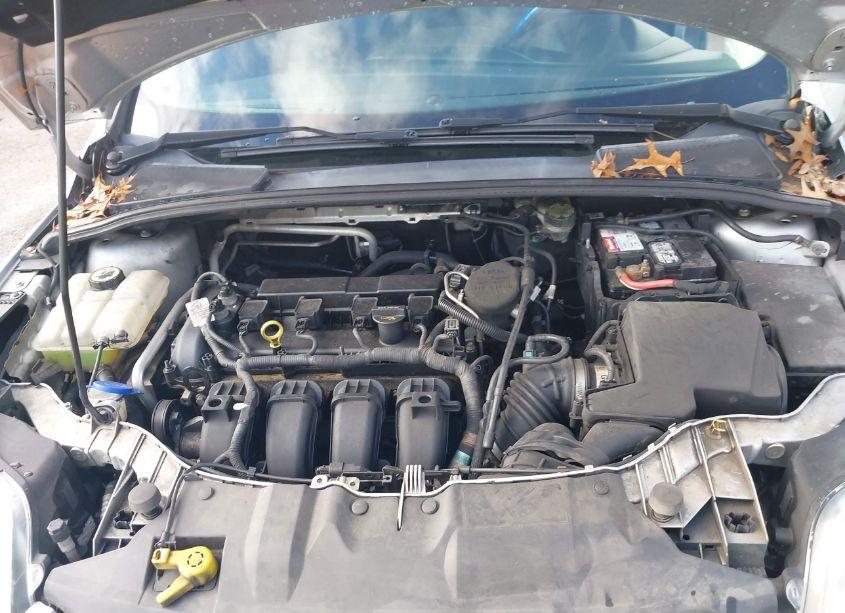 Photo 10 of 2012 Ford Focus SE (VIN 1FAHP3K25CL259851)