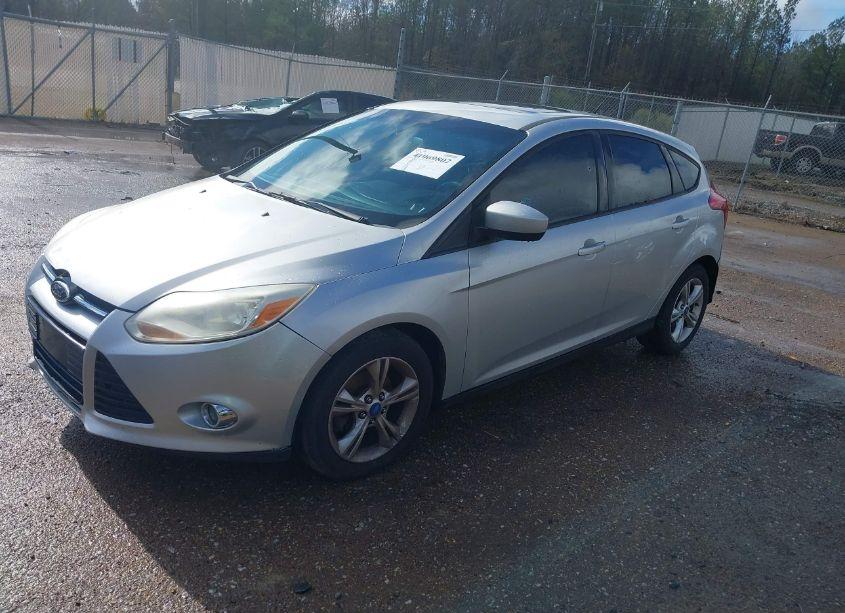 Photo 2 of 2012 Ford Focus SE (VIN 1FAHP3K25CL259851)
