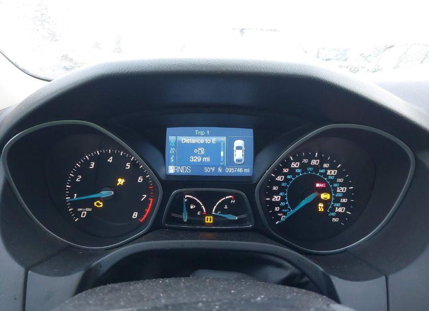 Photo 7 of 2012 Ford Focus SE (VIN 1FAHP3K25CL279825)