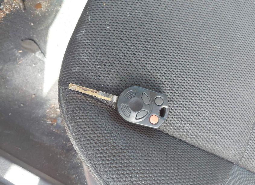 Photo 11 of 2012 Ford Focus SE (VIN 1FAHP3K25CL375003)