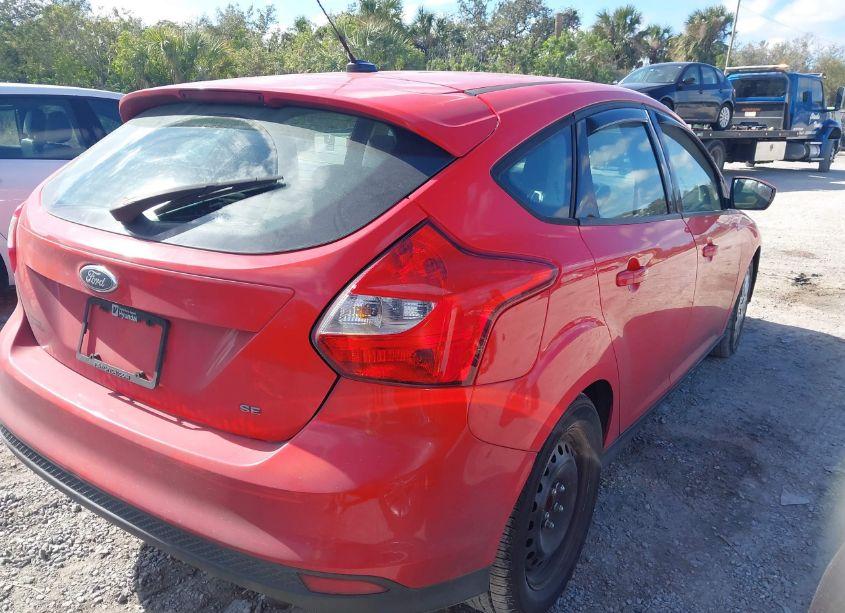 Photo 4 of 2012 Ford Focus SE (VIN 1FAHP3K25CL375003)