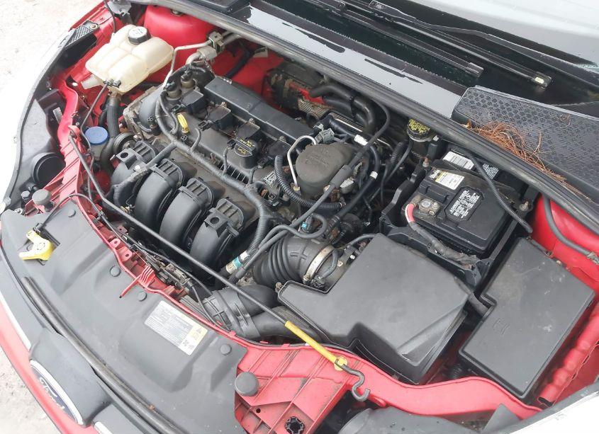 Photo 10 of 2012 Ford Focus SE (VIN 1FAHP3K25CL394361)