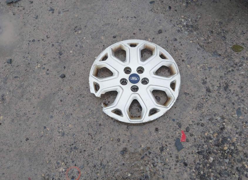 Photo 12 of 2012 Ford Focus SE (VIN 1FAHP3K25CL394361)