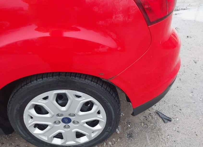 Photo 14 of 2012 Ford Focus SE (VIN 1FAHP3K25CL394361)