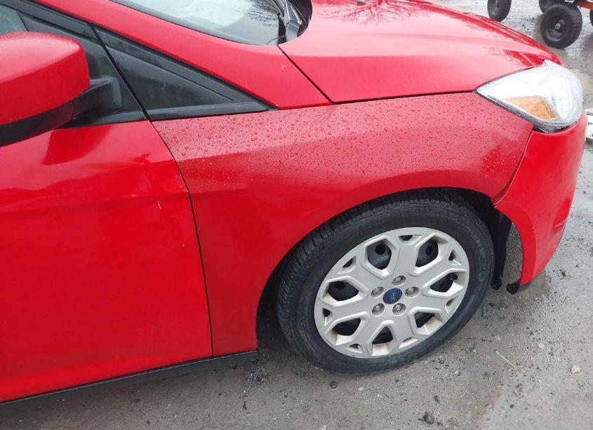 Photo 15 of 2012 Ford Focus SE (VIN 1FAHP3K25CL394361)