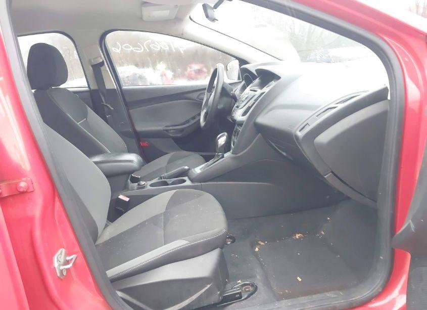 Photo 5 of 2012 Ford Focus SE (VIN 1FAHP3K25CL394361)