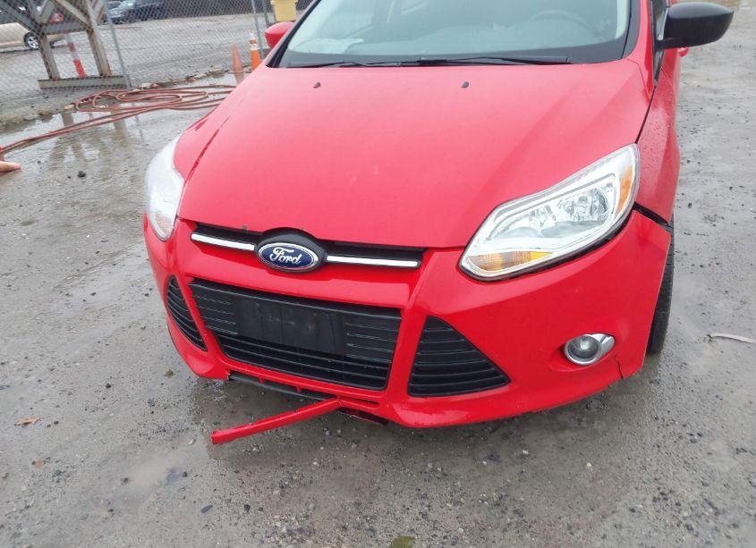 Photo 6 of 2012 Ford Focus SE (VIN 1FAHP3K25CL394361)