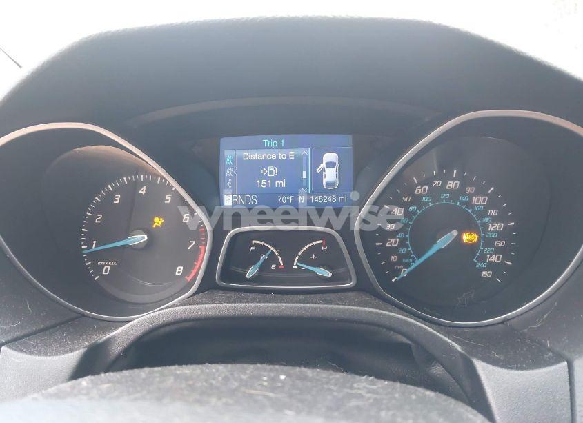 Photo 7 of 2012 Ford Focus SE (VIN 1FAHP3K25CL402149)