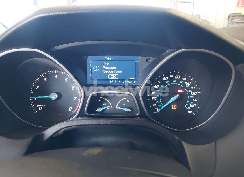 Photo 15 of 2012 Ford Focus SE (VIN 1FAHP3K26CL102281)