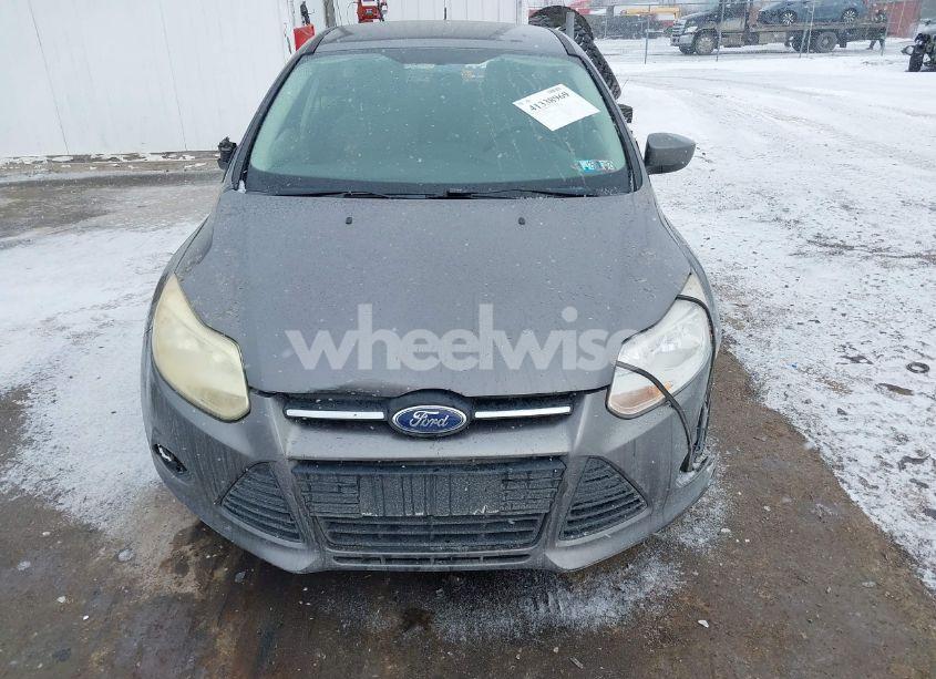 Photo 12 of 2012 Ford Focus SE (VIN 1FAHP3K26CL182830)