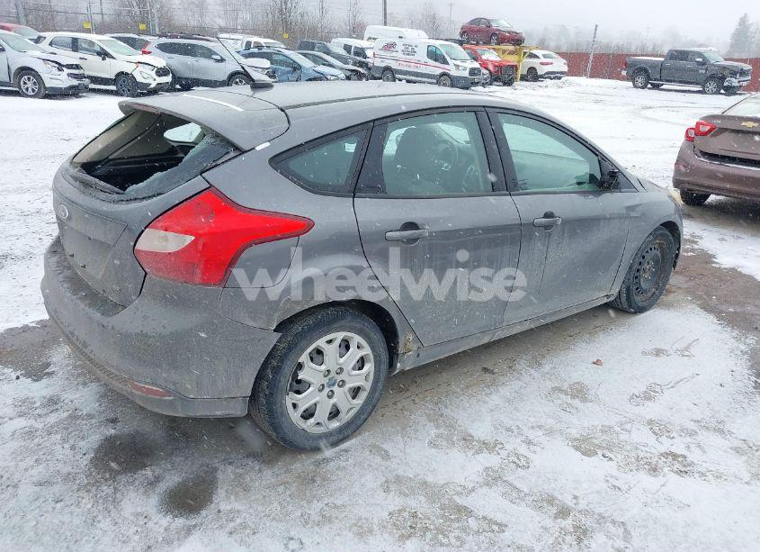 Photo 4 of 2012 Ford Focus SE (VIN 1FAHP3K26CL182830)