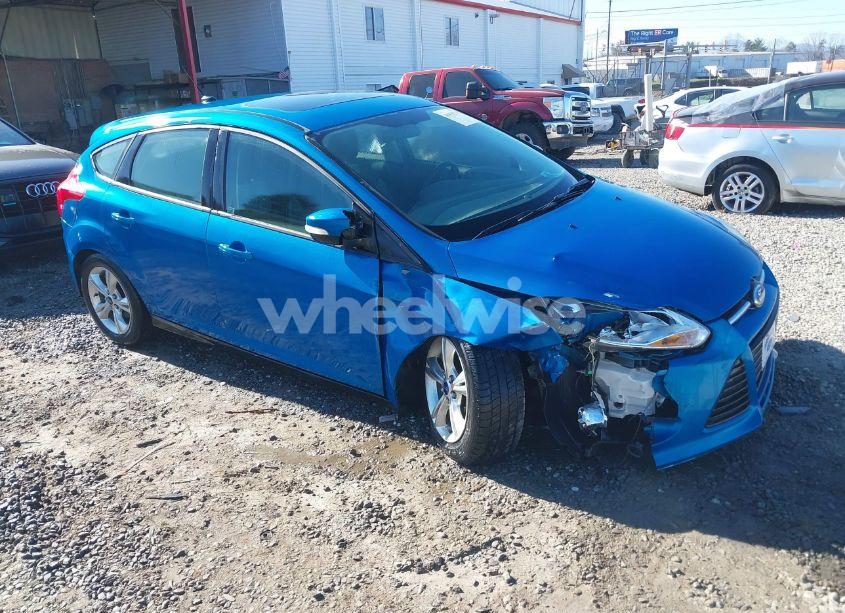 2012 Ford Focus SE (VIN 1FAHP3K26CL231363) main photo