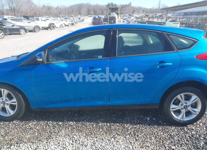 Photo 15 of 2012 Ford Focus SE (VIN 1FAHP3K26CL231363)
