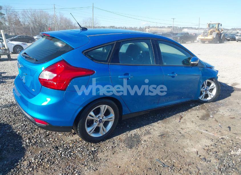 Photo 4 of 2012 Ford Focus SE (VIN 1FAHP3K26CL231363)
