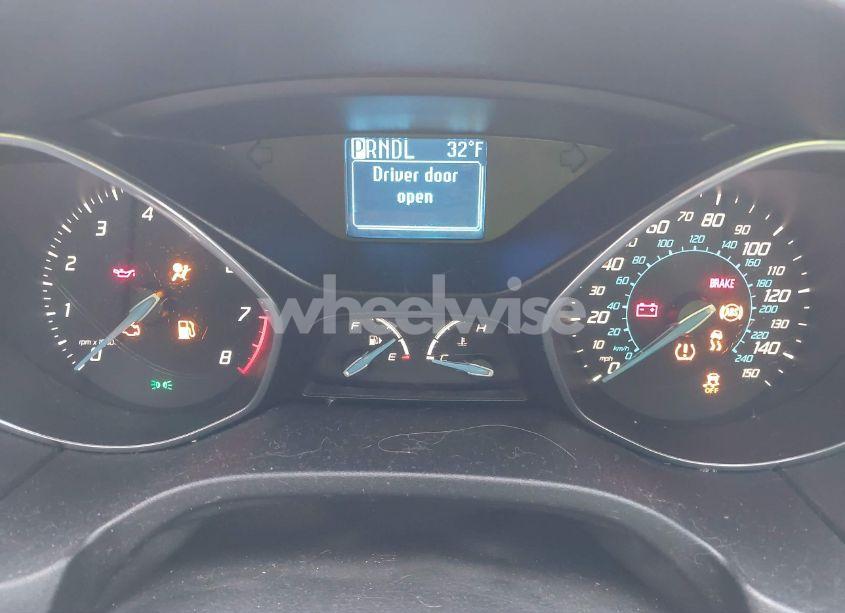 Photo 7 of 2012 Ford Focus SE (VIN 1FAHP3K26CL275248)