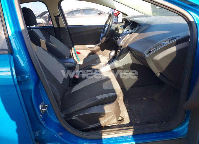 Photo 5 of 2012 Ford Focus SE (VIN 1FAHP3K26CL336923)