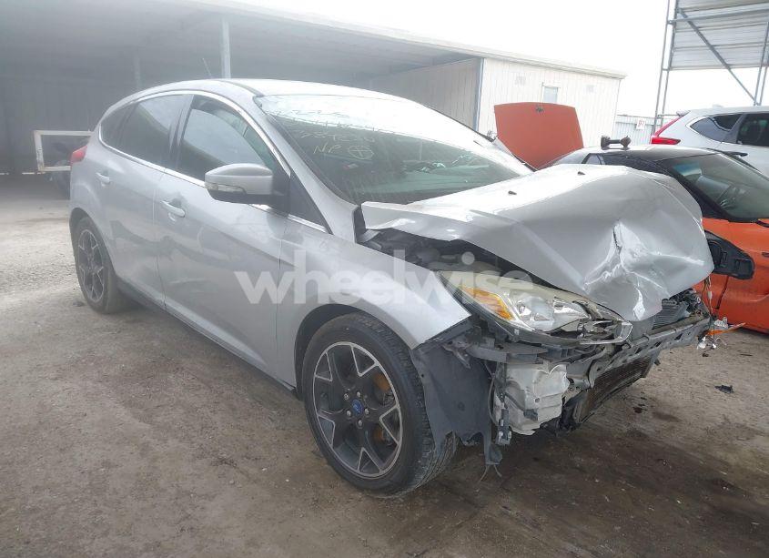 2012 Ford Focus SE (VIN 1FAHP3K26CL384230) main photo