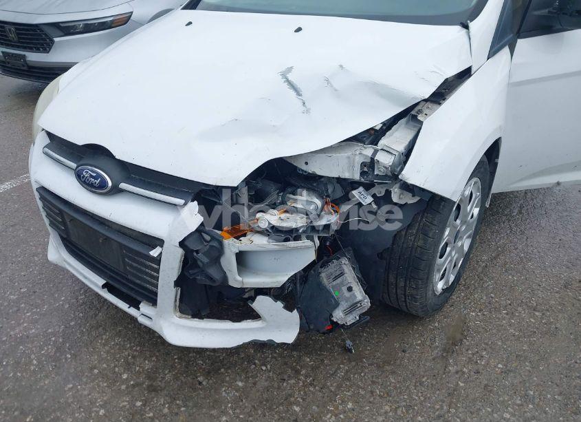 Photo 6 of 2012 Ford Focus SE (VIN 1FAHP3K26CL392523)