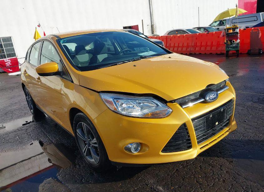 2012 Ford Focus SE (VIN 1FAHP3K26CL429411) main photo