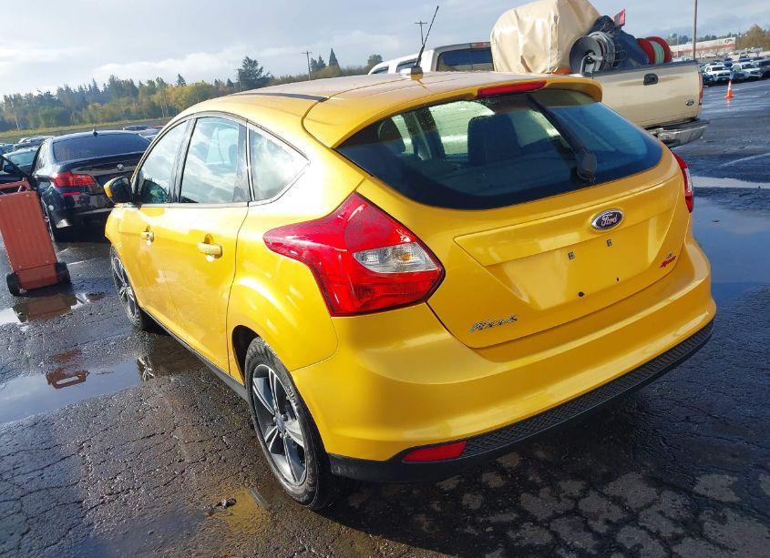 Photo 3 of 2012 Ford Focus SE (VIN 1FAHP3K26CL429411)