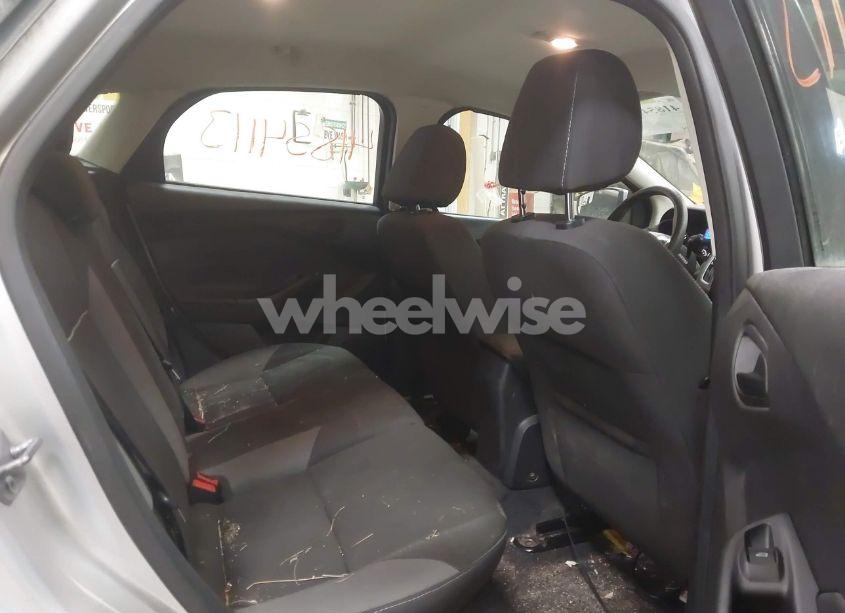 Photo 8 of 2012 Ford Focus SE (VIN 1FAHP3K26CL432308)