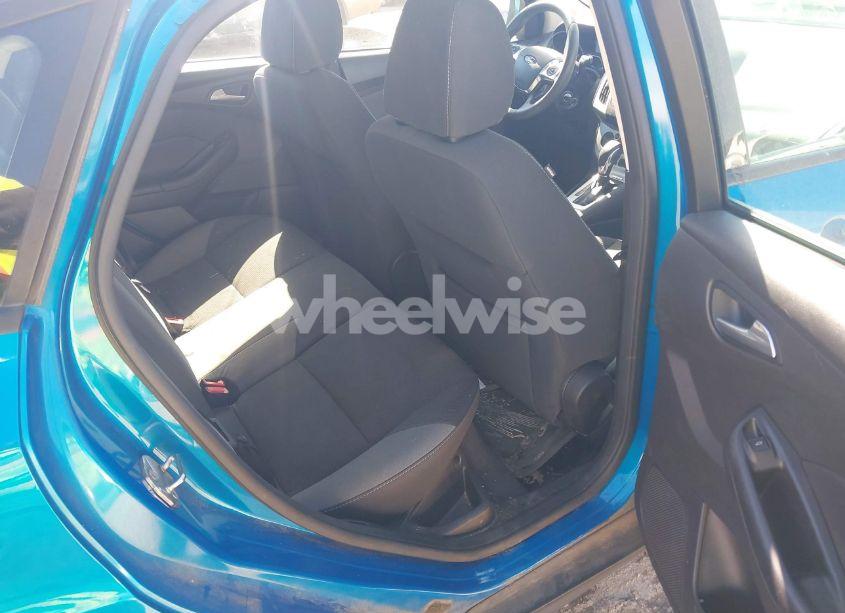 Photo 8 of 2012 Ford Focus SE (VIN 1FAHP3K26CL478608)