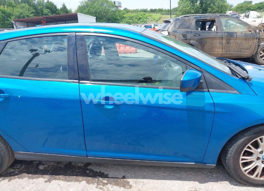 Photo 13 of 2012 Ford Focus SE (VIN 1FAHP3K27CL141963)