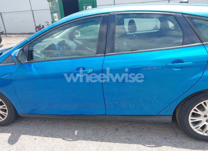 Photo 14 of 2012 Ford Focus SE (VIN 1FAHP3K27CL141963)