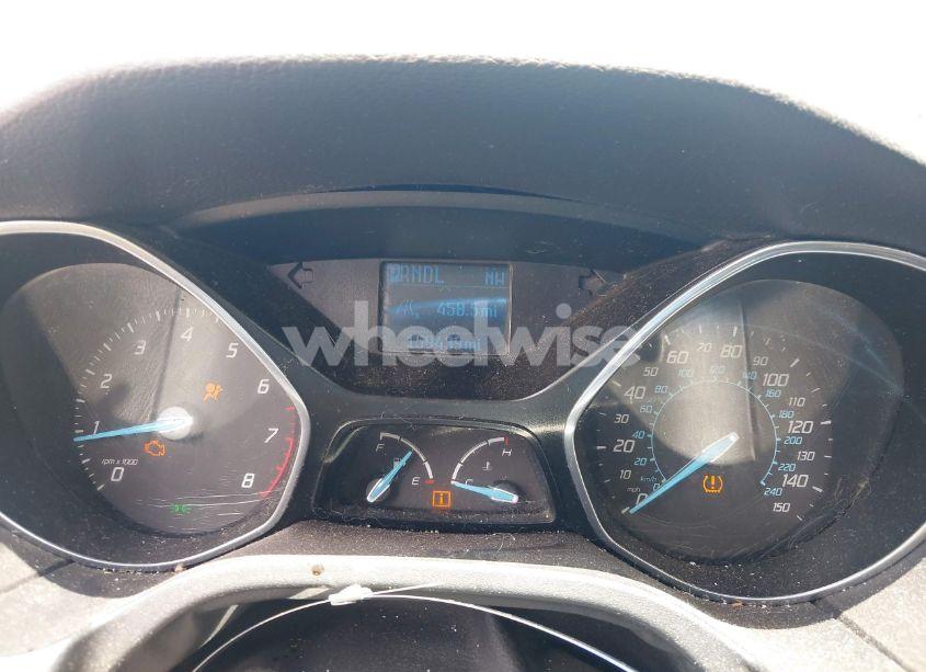 Photo 7 of 2012 Ford Focus SE (VIN 1FAHP3K27CL141963)