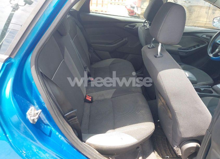 Photo 8 of 2012 Ford Focus SE (VIN 1FAHP3K27CL141963)