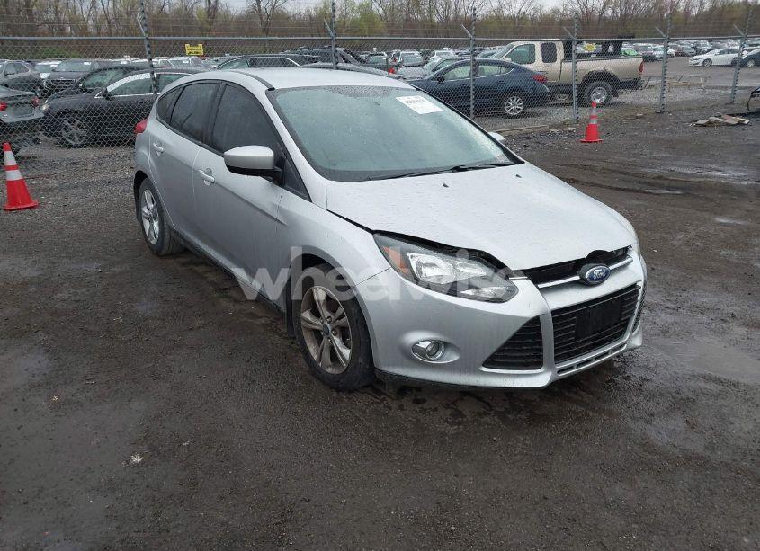 2012 Ford Focus SE (VIN 1FAHP3K27CL152803) main photo