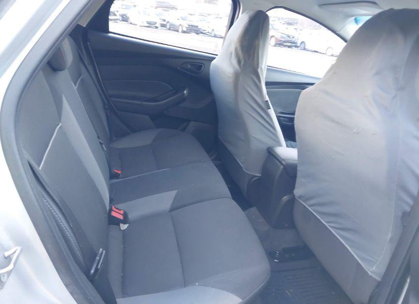 Photo 7 of 2012 Ford Focus SE (VIN 1FAHP3K27CL188507)